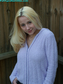 Pattycake_Foto_[torrents.ru]/0017_Pattycake.jpg