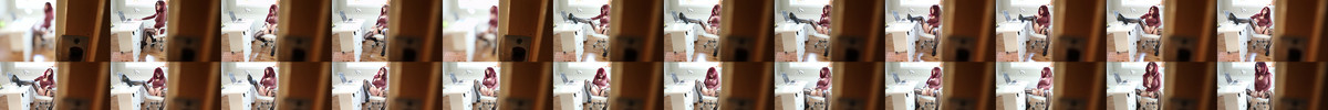 princessberpl_Catching-Your-Slutty-Boss.mp4 screencaps
